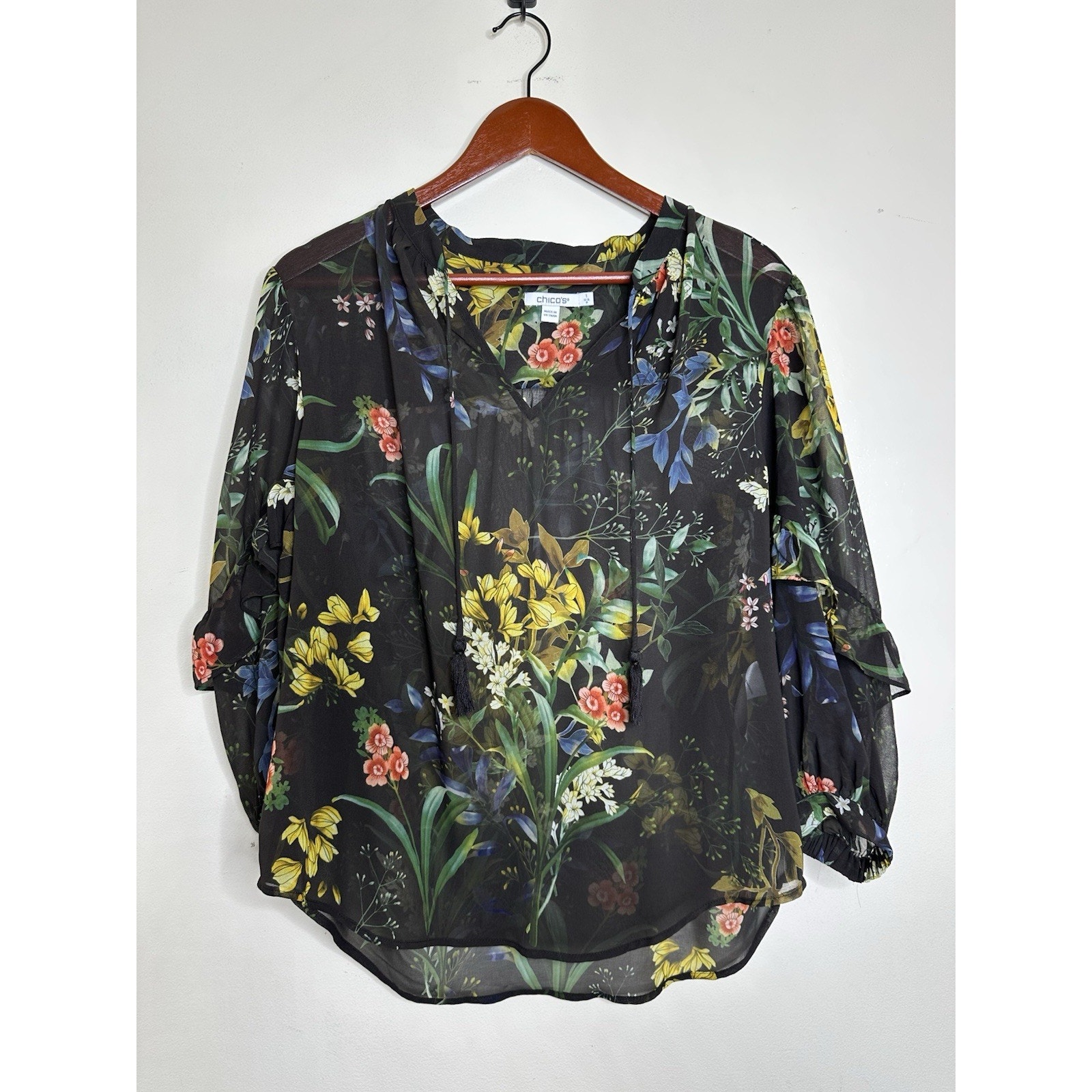 Chicos Size 1 Us 8 Pleat Sleeve Floral Sheer Top Peasant Style Tassel Black